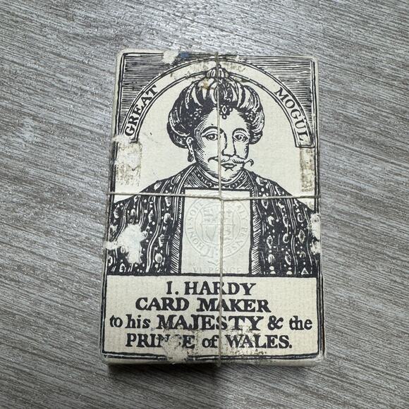 Vintage I. HARDY CARD MAKER TO HIS MAJESTY SEALED GREAT MOGUL PLAYING CARDS - Picture 1 of 3